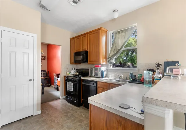 Photo 3 of Single family home for sale at 4503 Taino Dr, Baytown, TX 77521 | MLS# 27762116 | Listing updated on 2026-08-06