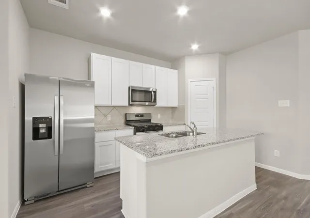 Photo 3 of Single family home for sale at 3850 Avalon Ln, Conroe, TX 77301 | MLS# 92009138 | Listing updated on 2026-09-06