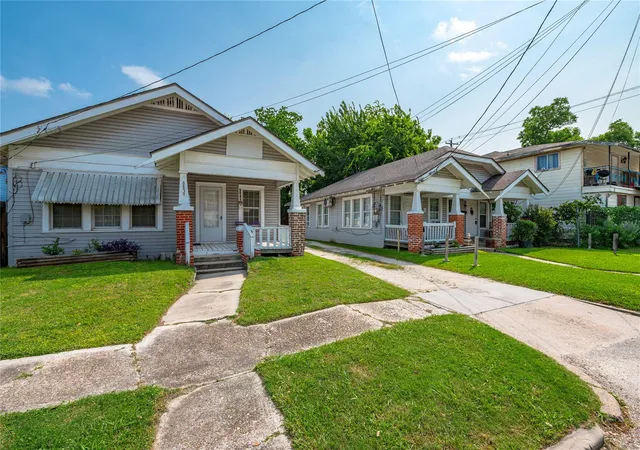 Photo 1 of Sale Pending at 6839 Ave K, Houston, TX 77011 | MLS# 43529366 | Listing updated on 2026-09-12