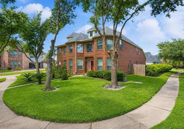 Photo 3 of Single family home for sale at 20902 Shady Isle Ct, Richmond, TX 77407 | MLS# 21434951 | Listing updated on 2026-06-24