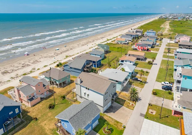 Photo 3 of Single family home for sale at 13037 John Reynolds Rd, Galveston, TX 77554 | MLS# 66629927 | Listing updated on 2026-06-13