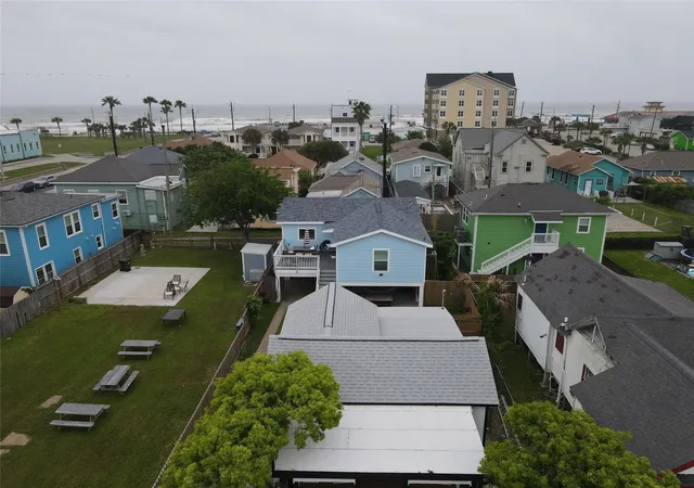 4th image of 2811 Avenue Q 1/2, Galveston, TX 77550 | MLS# 90792643