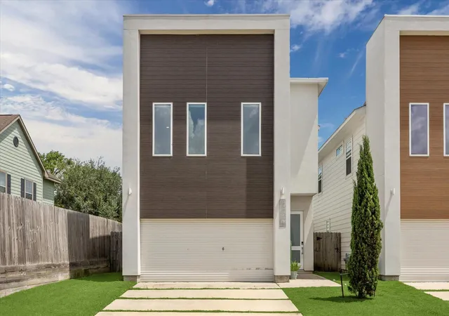 1st image of 2220 Cortijo Pl, Houston, TX 77091 | MLS# 51369405