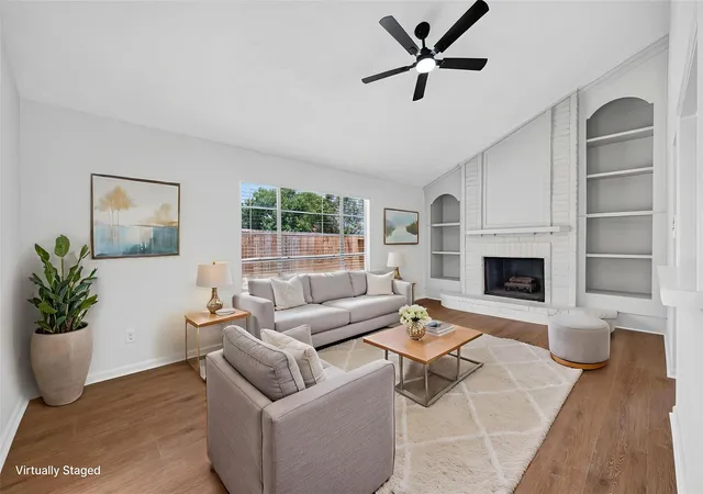 Homes for sale in Sugar Land, TX | 10102 Old Towne Ln, Sugar Land, TX 77498 | MLS# 17998540