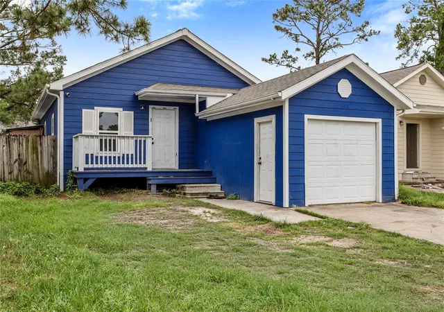Photo 3 of Single family home for sale at 11938 Greenglen Dr, Houston, TX 77044 | MLS# 3908816 | Listing updated on 2026-07-25