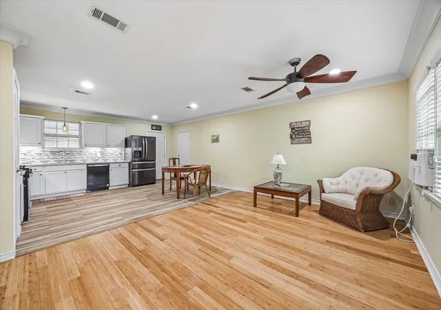 Photo 1 of Single family home for sale at 6605 Fairway Dr, Galveston, TX 77551 | MLS# 36844145 | Listing updated on 2026-09-19
