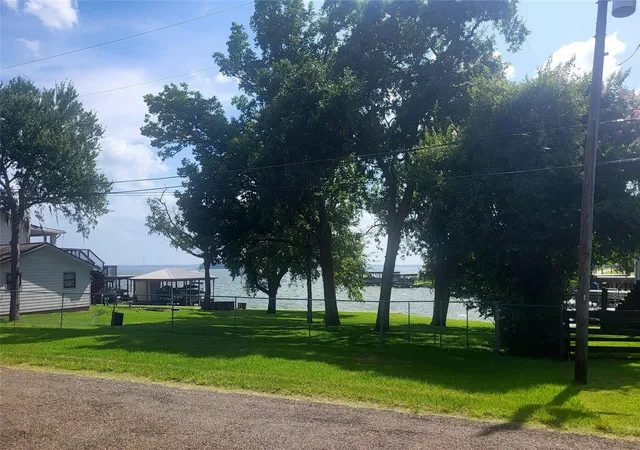 Photo 1 of Land for sale at Tbd Oak Crst Dr, Livingston, TX 77351 | MLS# 86552583 | Listing updated on 2026-08-23