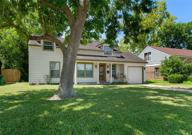 Photo 2 of Single family home for sale at 3810 Alberta St, Houston, TX 77021 | MLS# 38450513 | Listing updated on 2026-08-28