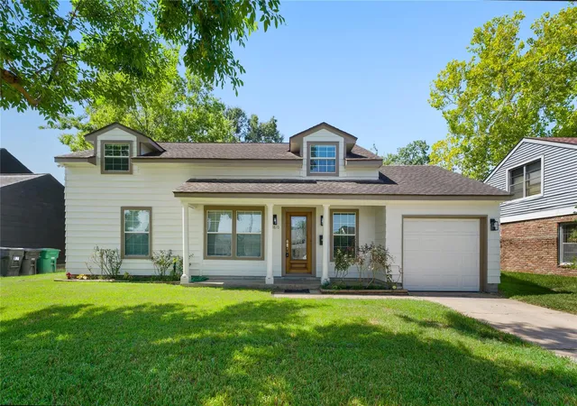 Photo 3 of Single family home for sale at 3810 Alberta St, Houston, TX 77021 | MLS# 38450513 | Listing updated on 2026-08-28
