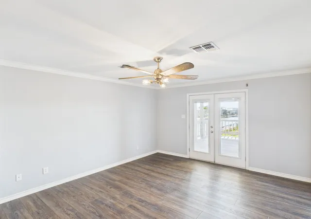 4th image of 162 Sailfish Dr, Rockport, TX 78382 | MLS# 52990801