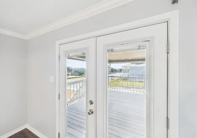 5th image of 162 Sailfish Dr, Rockport, TX 78382 | MLS# 52990801