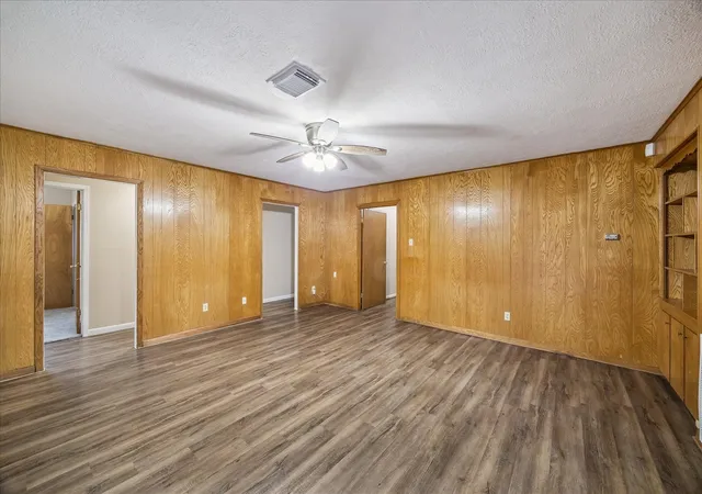 Photo 3 of Sale Pending at 2717 Wisdom Dr, Deer Park, TX 77536 | MLS# 60544024 | Listing updated on 2026-09-16