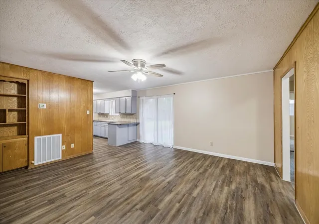 Photo 3 of Sale Pending at 2717 Wisdom Dr, Deer Park, TX 77536 | MLS# 60544024 | Listing updated on 2026-09-16