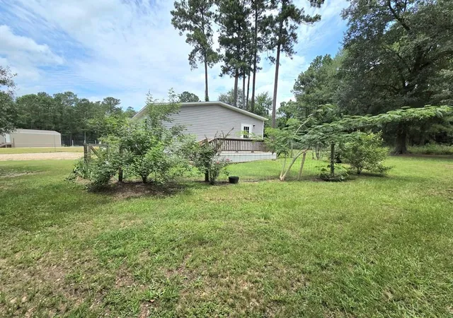 Homes for sale in Plantersville, TX | 7715 Walnut Tree Ln, Plantersville, TX 77363 | MLS# 48347021