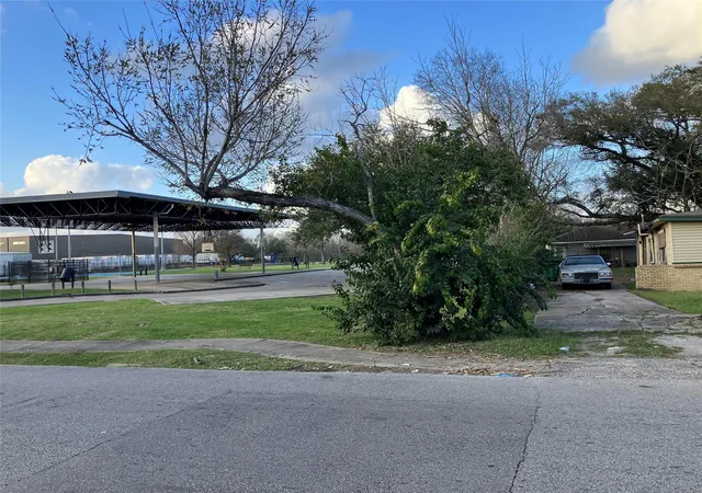Photo 2 of Land for sale at 3511 Corder St, Houston, TX 77021 | MLS# 58182806 | Listing updated on 2026-03-04