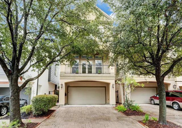 23rd image of 1013 Crocker St, Houston, TX 77019 | MLS# 96514404