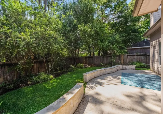 Photo 2 of Sale Pending at 75 N Spinning Wheel Cir, Spring, TX 77382 | MLS# 66440758 | Listing updated on 2026-09-04
