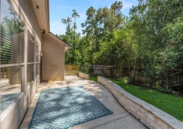Photo 3 of Sale Pending at 75 N Spinning Wheel Cir, Spring, TX 77382 | MLS# 66440758 | Listing updated on 2026-09-04