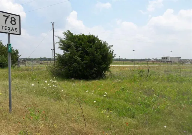 Homes for sale in Leonard, TX | 575 County Road 4850, Leonard, TX 75452 | MLS# 87582198