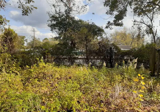 Photo 1 of Land for sale at 00 Friendly Rd, Houston, TX 77093 | MLS# 27549642 | Listing updated on 2025-12-17