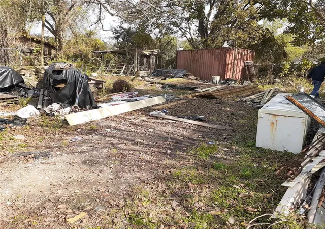 Photo 4 of Land for sale at 00 Friendly Rd, Houston, TX 77093 | MLS# 27549642 | Listing updated on 2025-12-17