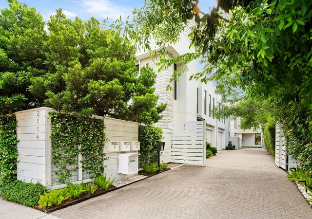 1st image of 2114 Potomac Dr #A, Houston, TX 77057 | MLS# 72376473
