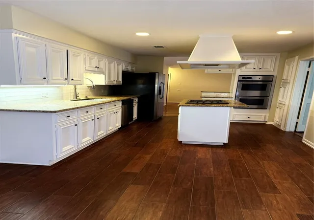 Photo 4 of Single family home for sale at 12734 Ashford Chase Dr, Houston, TX 77082 | MLS# 16589868 | Listing updated on 2026-07-29