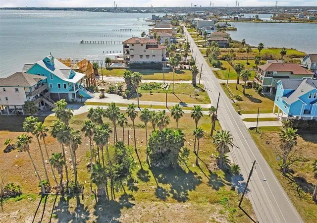 1st image of 1818   1820 Todville Rd, Seabrook, TX 77586 | MLS# 93354837