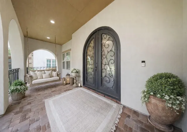5th image of 5403 Rouchel Brook Ln, Sugar Land, TX 77479 | MLS# 26579265