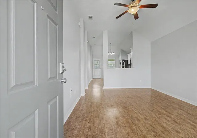 Photo 3 of Single family home for sale at 111 Enfield Ct, Huntsville, TX 77320 | MLS# 85485004 | Listing updated on 2026-09-12