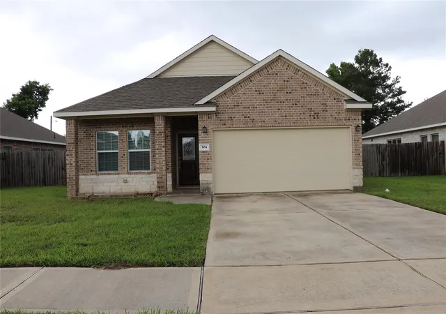 Photo 1 of Single family home for sale at 304 Carlos Leal Dr, Dayton, TX 77535 | MLS# 29034543 | Listing updated on 2026-07-21