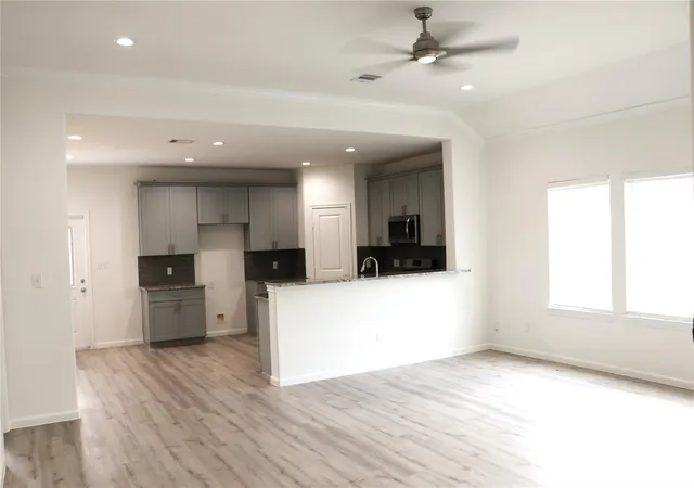 Photo 2 of Single family home for sale at 304 Carlos Leal Dr, Dayton, TX 77535 | MLS# 29034543 | Listing updated on 2026-07-21