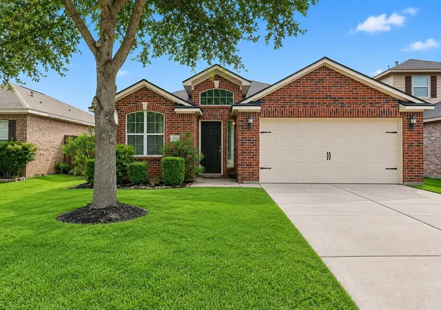 1st image of 12131 Estelle Ln, Pinehurst, TX 77362 | MLS# 28946706