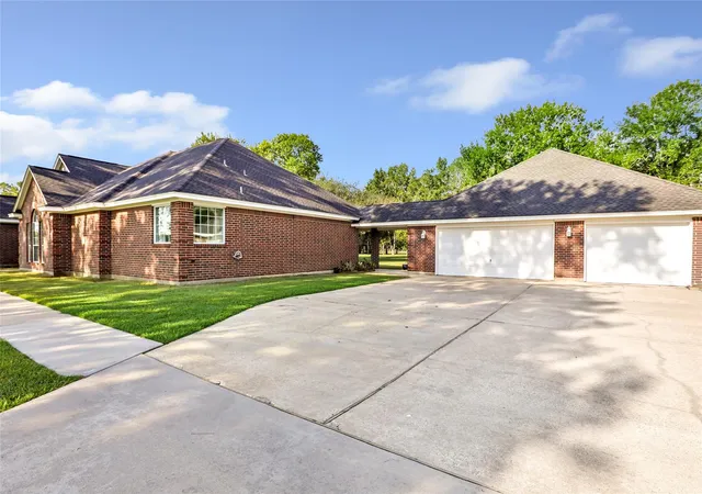 image of 20007 Wig Wam Ln, Crosby, TX 77532 | MLS# 53223856