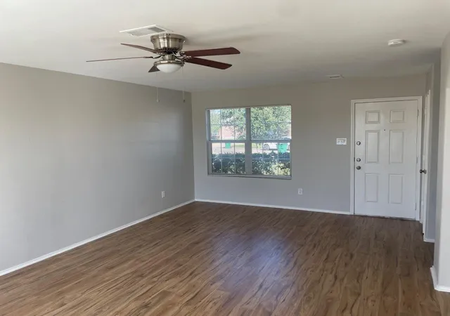 Photo 3 of Single family home for sale at 12704 Rio Nueces Ln, Rosharon, TX 77583 | MLS# 92821959 | Listing updated on 2026-09-22
