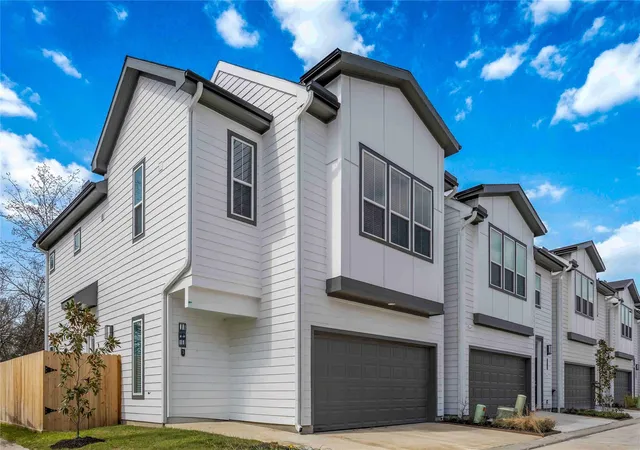 2nd image of 9803 Fulton Park Ln, Houston, TX 77076 | MLS# 57991542
