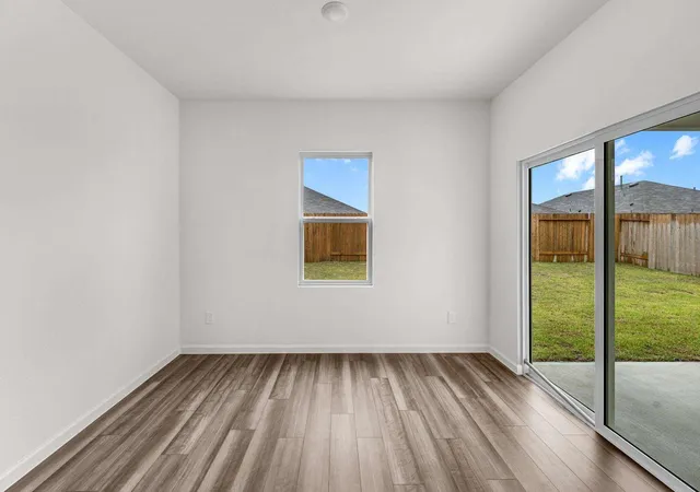 Photo 3 of Single family home for sale at 332 Stone Xing Dr, Liberty, TX 77575 | MLS# 30487477 | Listing updated on 2026-10-08