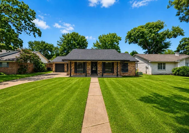 1st image of 3700 Kingsway Dr, Baytown, TX 77521 | MLS# 14469571