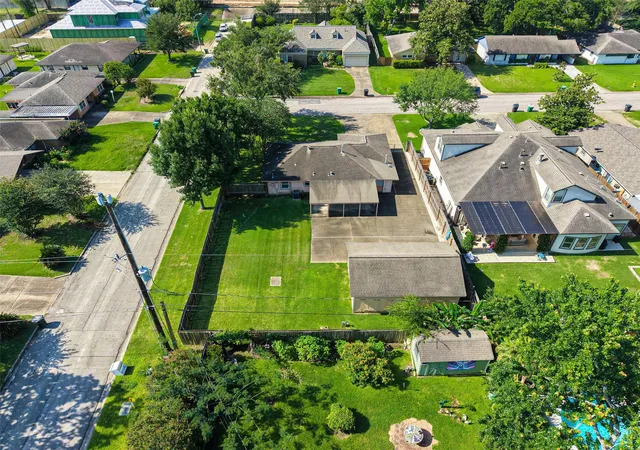 23rd image of 9602 Long Branch Ln, Houston, TX 77055 | MLS# 90211705