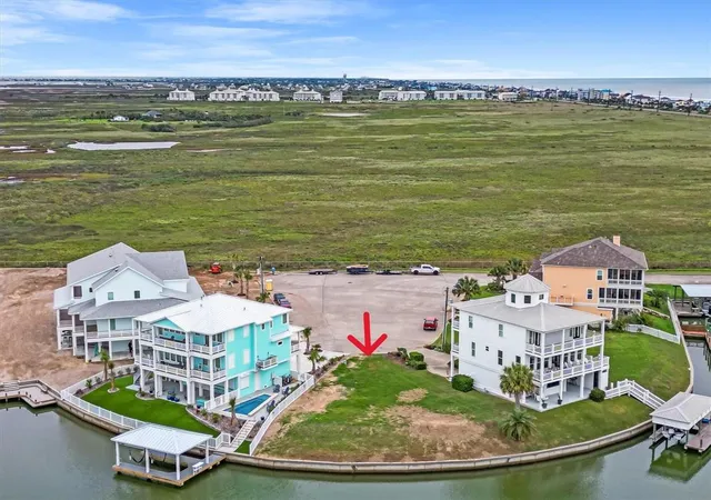 3rd image of 4003 S Sunset Bay Dr, Galveston, TX 77554 | MLS# 96643403