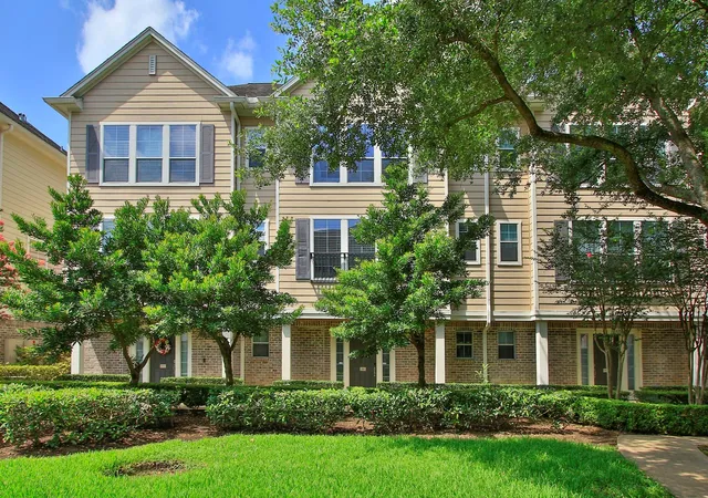 Photo 2 of Townhouse for sale at 3001 Murworth Dr #1103, Houston, TX 77025 | MLS# 30356732 | Listing updated on 2026-09-01