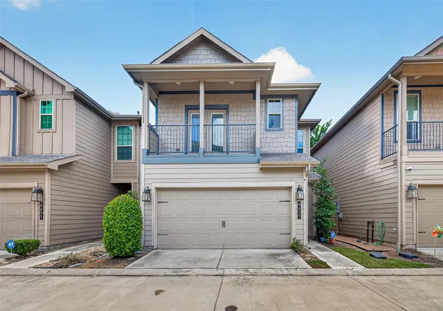 Photo 1 of Single family home for sale at 8659 Cedardale Park Dr, Houston, TX 77063 | MLS# 41646866 | Listing updated on 2026-09-02