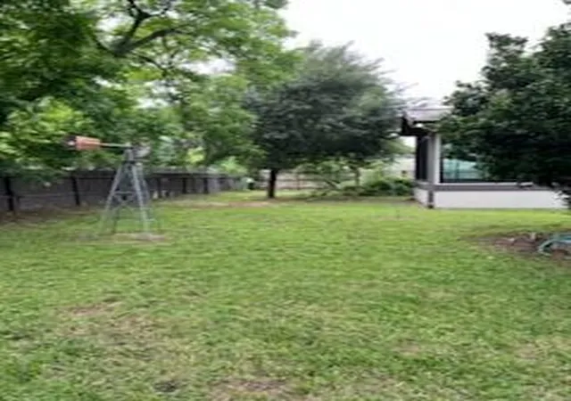 Photo 3 of Single family home for sale at 310 W Stewart St, Willis, TX 77378 | MLS# 74005138 | Listing updated on 2026-09-21