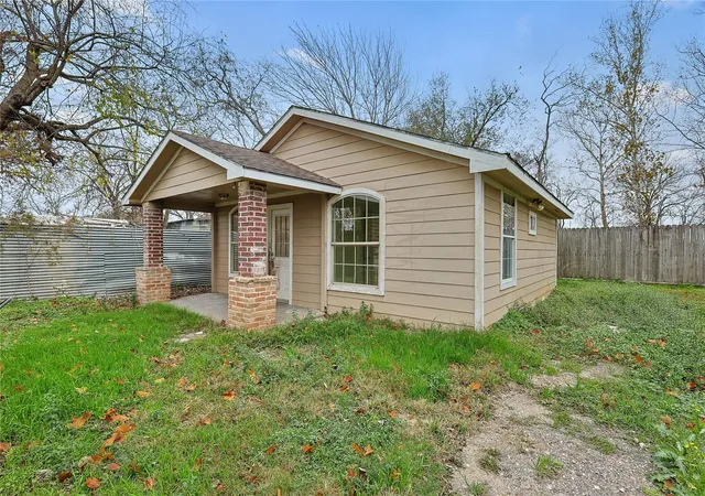 1st image of 161 Luther St, Houston, TX 77076 | MLS# 90392032