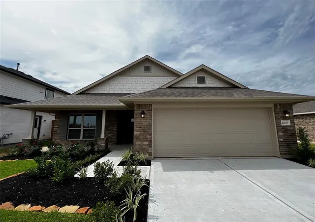 1st image of 13910 Seneca Lake Dr, La Marque, TX 77568 | MLS# 58750582