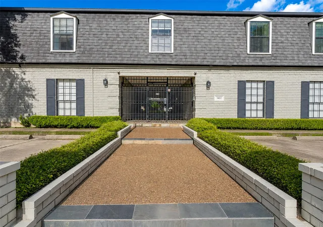 3rd image of 3402 Garrott St, Houston, TX 77006