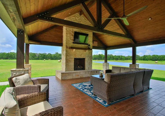 3rd image of 1824 Rymal Rd, Alvin, TX 77511 | MLS# 43219952