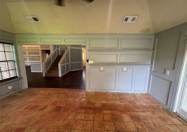 5th image of 4514 Beechcraft St, Seabrook, TX 77586 | MLS# 35868532