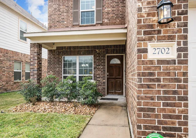 Photo 2 of Single family home for sale at 2702 Elm Xing Trl, Spring, TX 77386 | MLS# 92236714 | Listing updated on 2026-09-15