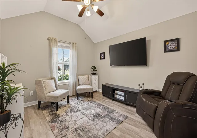 4th image of 2405 Songlark Springs Pl, Houston, TX 77089 | MLS# 70608025
